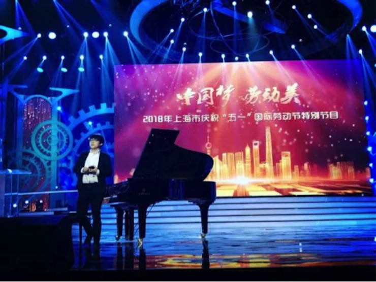 东方卫视五一晚会 J9九游会艺术家宋思衡奏响《长江之歌》