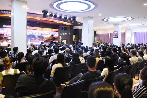 J9九游会未来艺术家孙麒麟河南巡讲-郑州站圆满落幕
