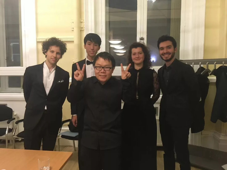 特别喜讯！川音籍学子——王心源荣获利兹国际比赛第三名及最受观众欢迎奖！